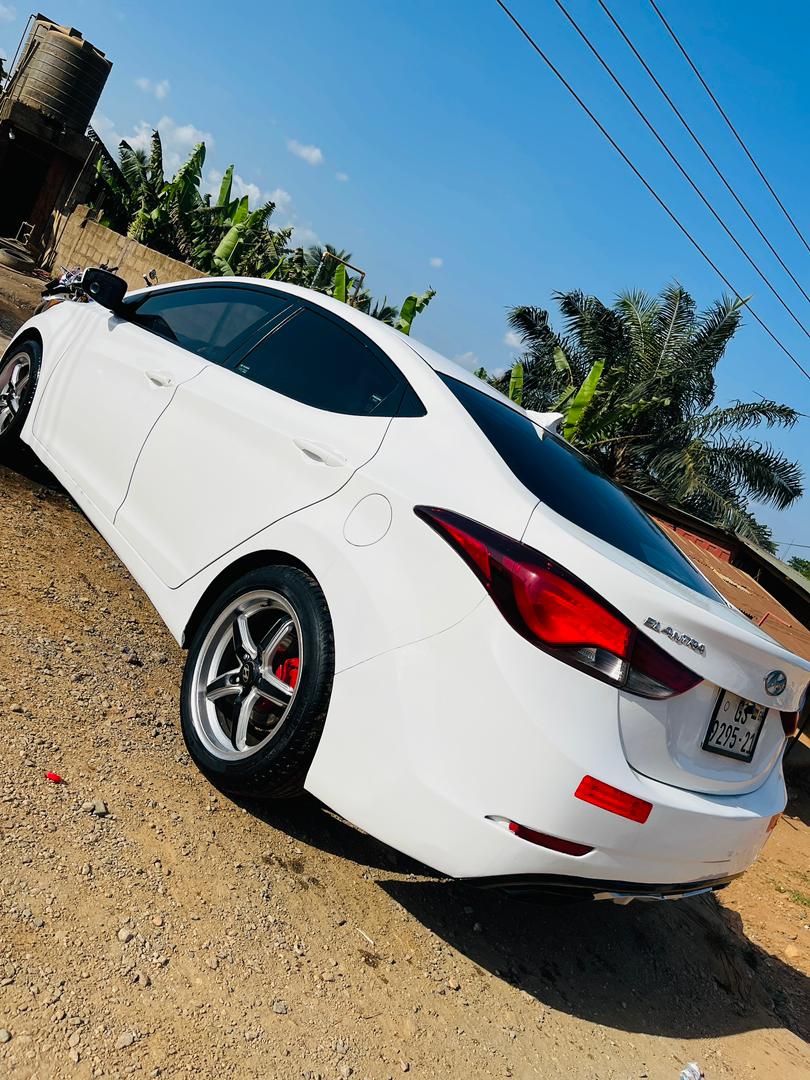 Hyundai Elantra 2014