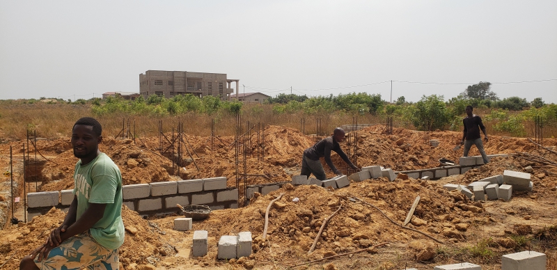 REGISTERED LAND WITH FREE PROMO PACKAGES FOR SALE AT PRAMPRAM
