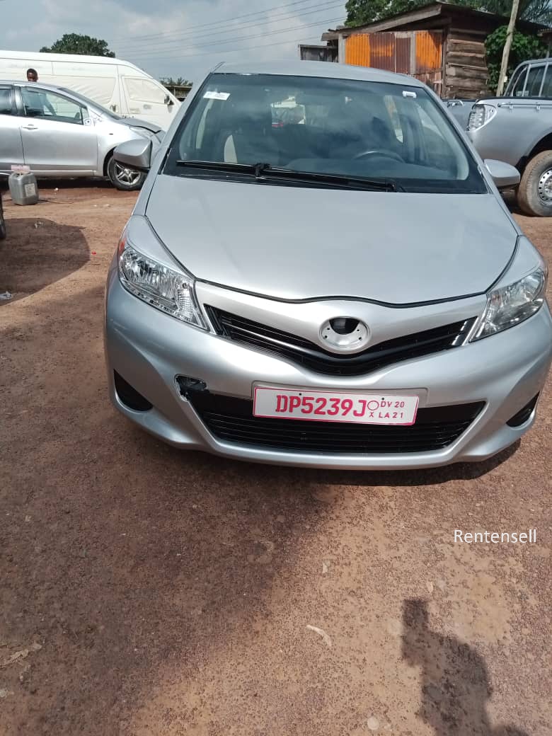 Toyota Yaris 2012