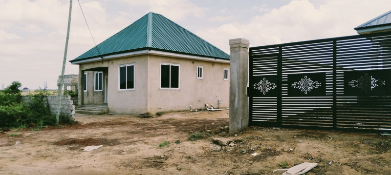 HALF PLOT For Sale @ PRAMPRAM 