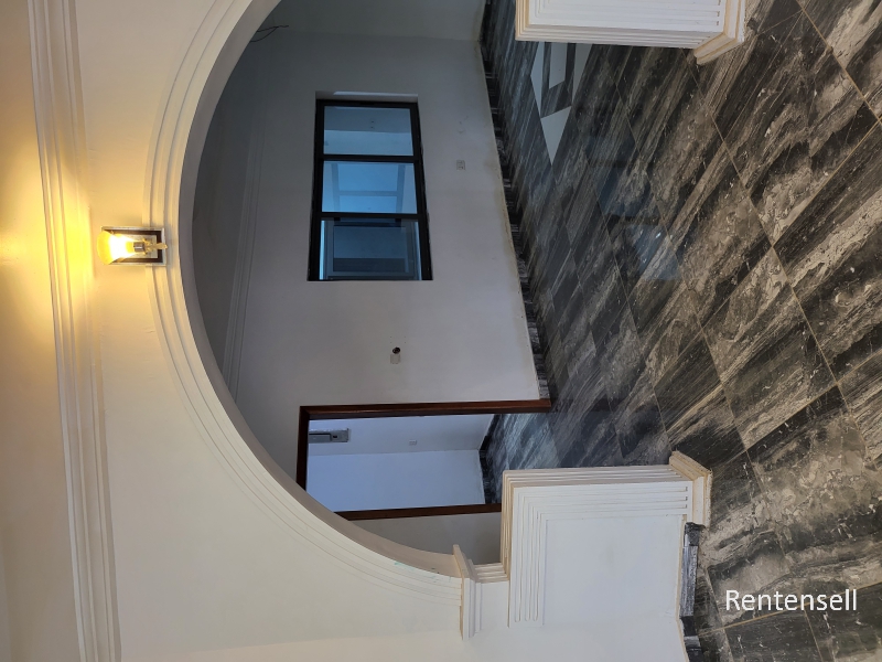 5 bedroom gated house at Oduman Estate