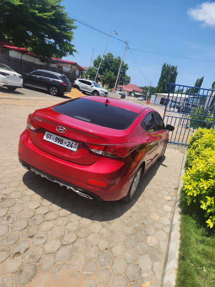 Hyundai Elantra 2015