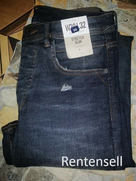 HODAK QUALITY CLOTHING