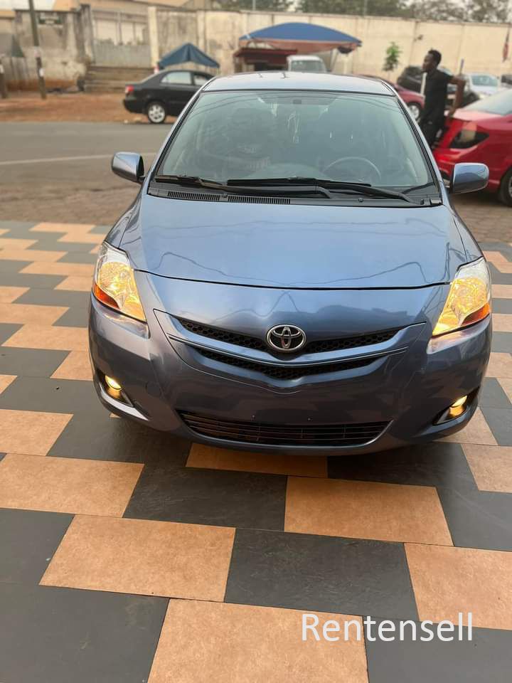 2010 Toyota Yaris 