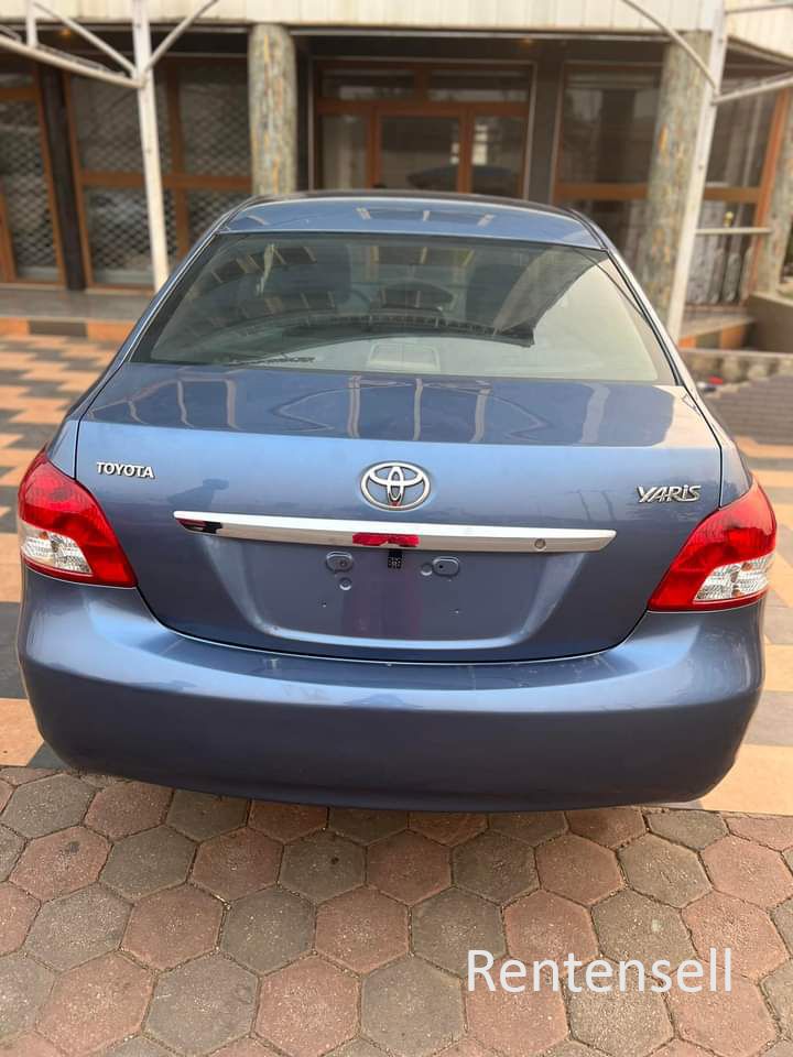 2010 Toyota Yaris 