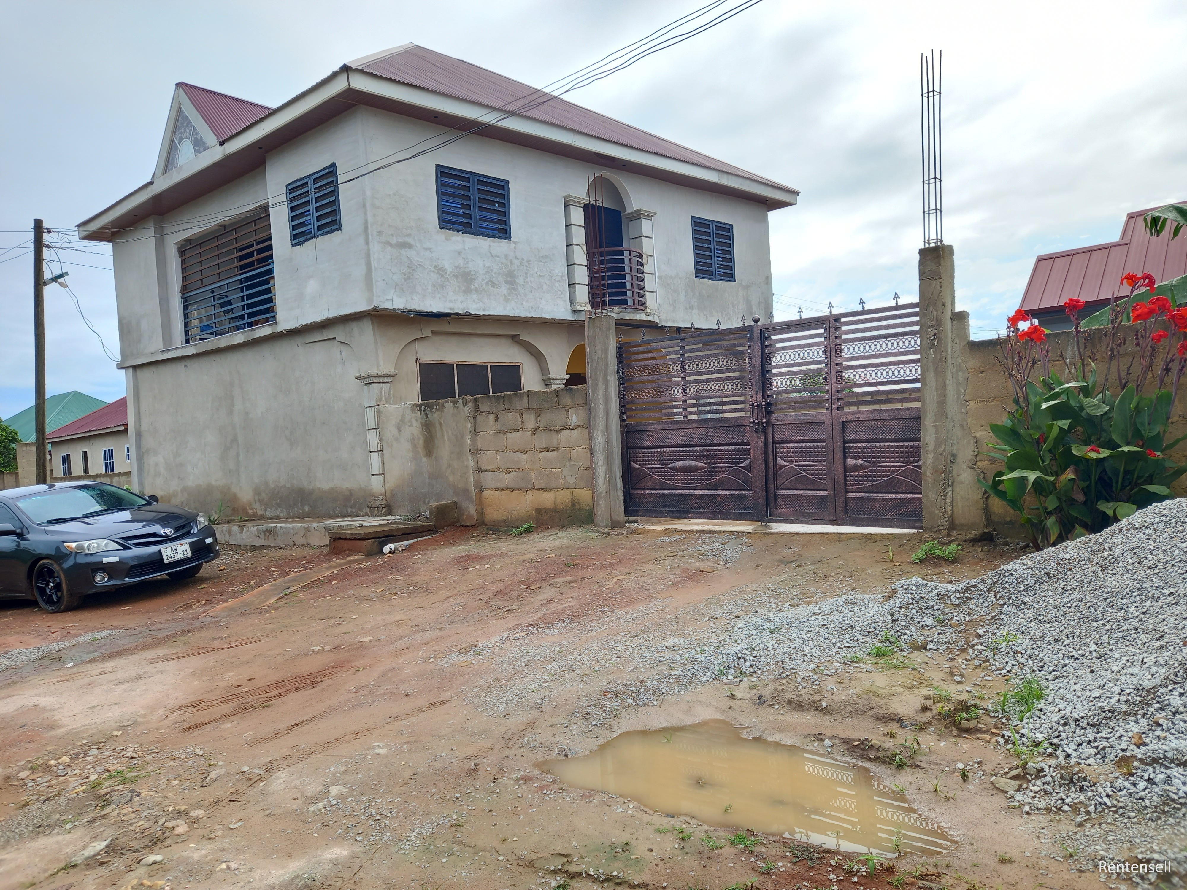 3 bedroom storey building house for sale