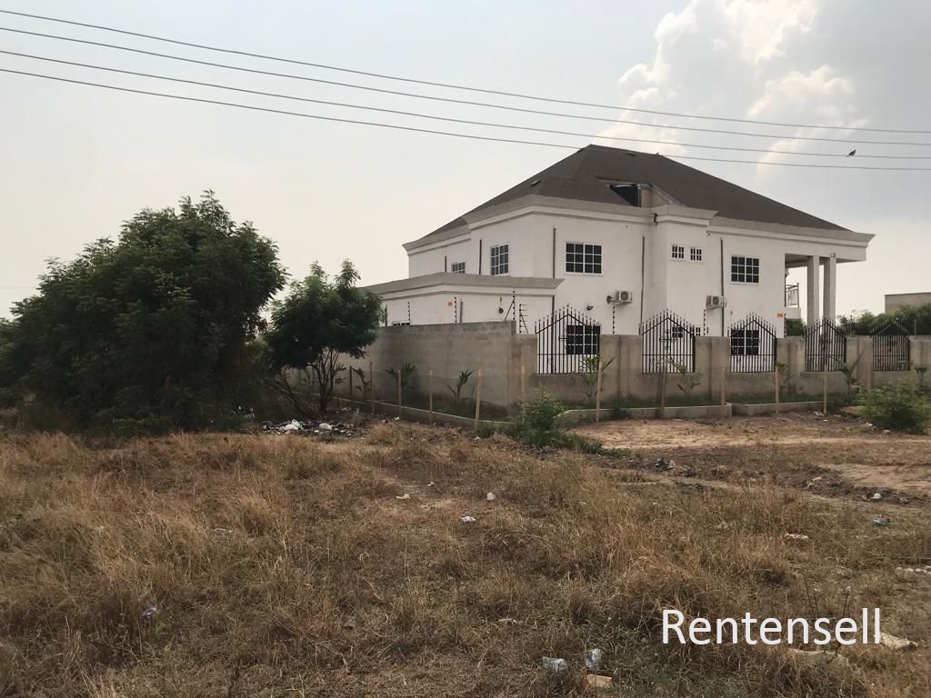 2 PLOTS FOR SALE AT TEMA C.26