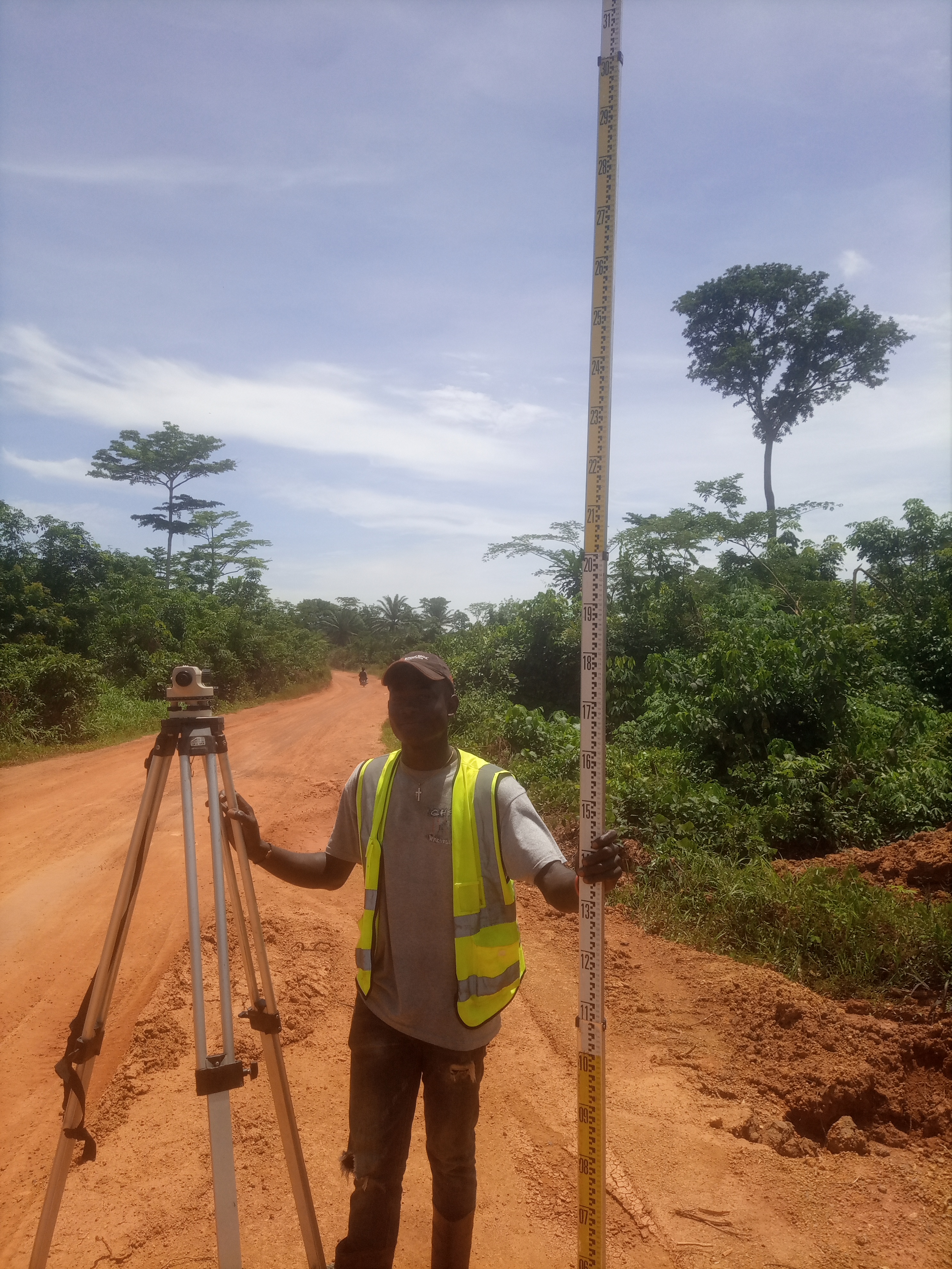 LAND SURVEYOR (GEOMATIC ENGINEER)