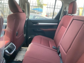 2020 Toyota Hilux SR5