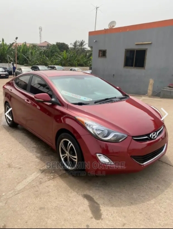 Hyundai Elantra 2013
