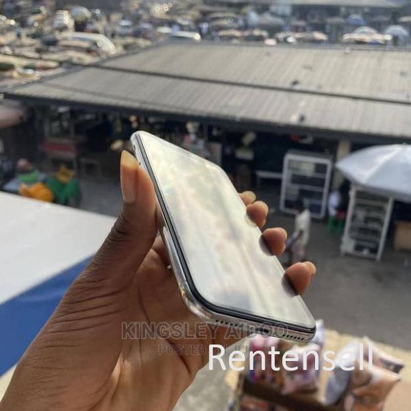 Original  IPhone x in box with all accessories