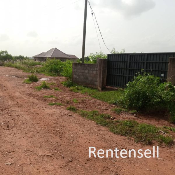 Title Lands for sale at Oyibi valley view university