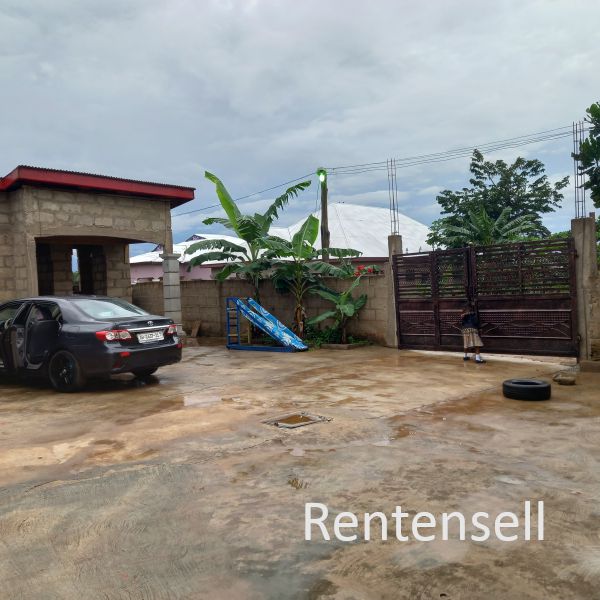 3 bedroom storey building house for sale