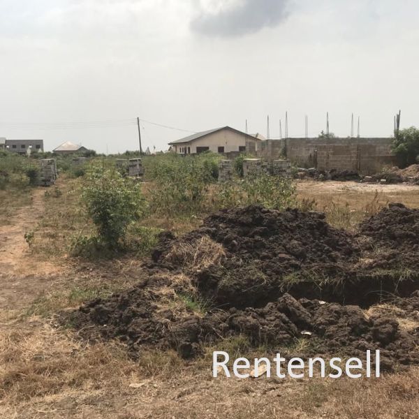 2 PLOTS FOR SALE AT TEMA C.26