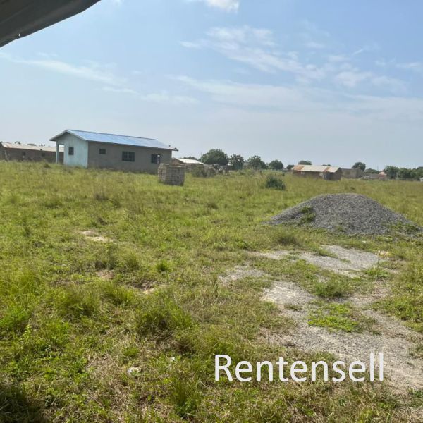 LANDS AT LAKPLERKU (A TOWN AFTER DOWHENYA)