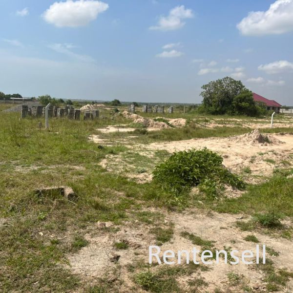 LANDS AT LAKPLERKU (A TOWN AFTER DOWHENYA)