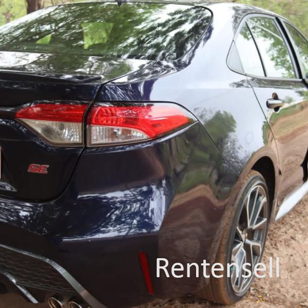 Corolla SE 2020 model